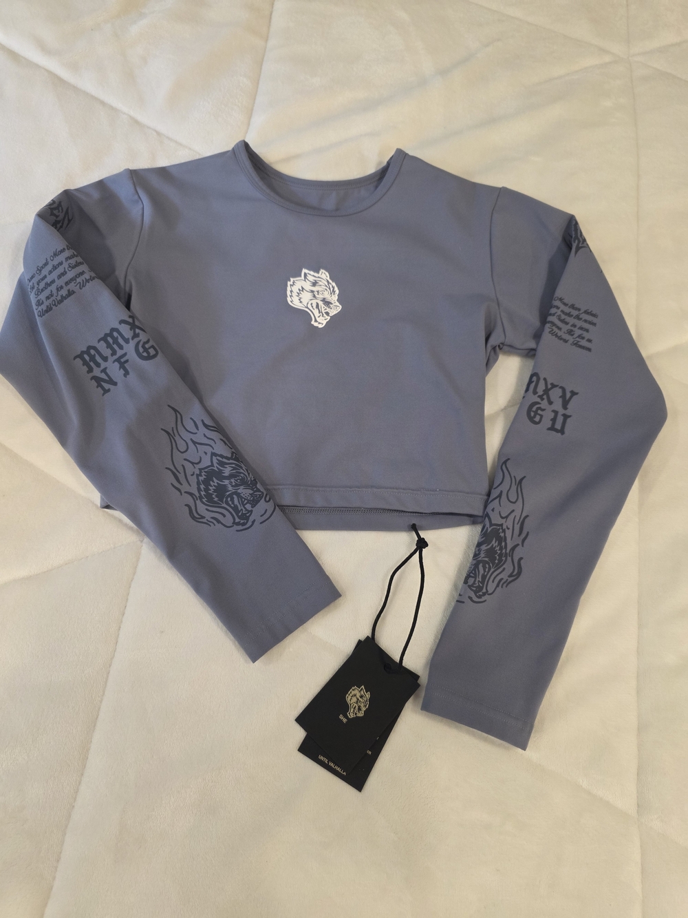 Women's Darc Sports Norse Blue Cropped Long-Sleeve Graphic Top - Logo Detail